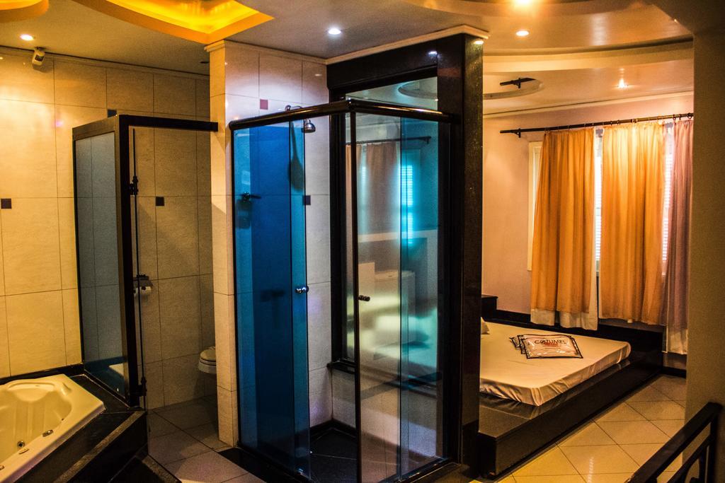 Motel Cozumel (Adults Only) بورتو أليغري المظهر الخارجي الصورة