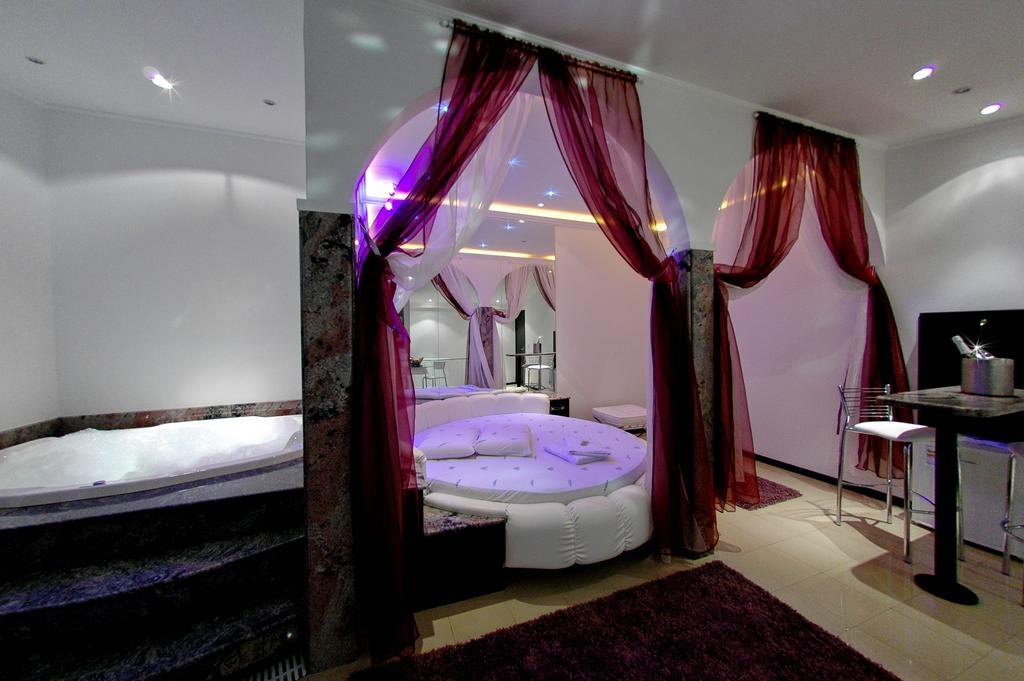 Motel Cozumel (Adults Only) بورتو أليغري المظهر الخارجي الصورة