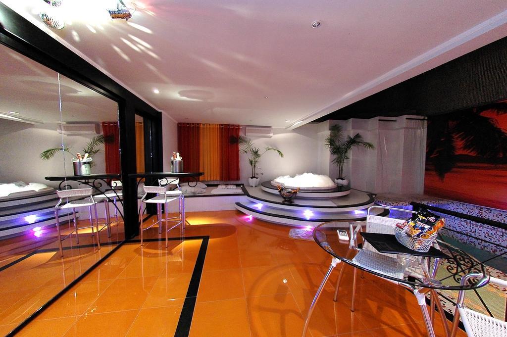 Motel Cozumel (Adults Only) بورتو أليغري المظهر الخارجي الصورة