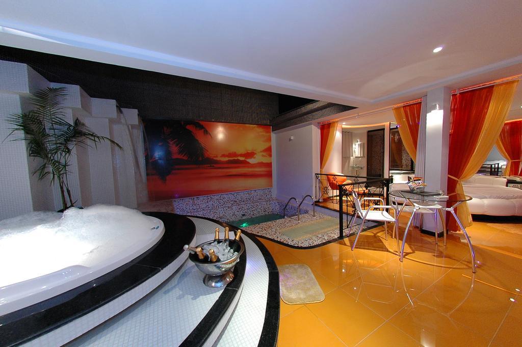 Motel Cozumel (Adults Only) بورتو أليغري المظهر الخارجي الصورة